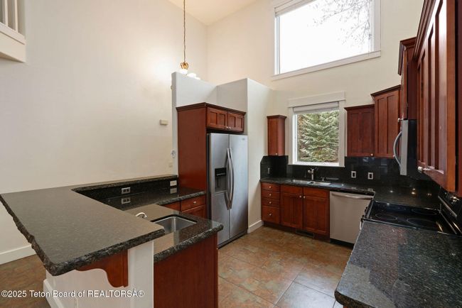 109 Trail Creek Dr, Townhouse with 4 bedrooms, 4 bathrooms and null parking in Victor ID | Image 12