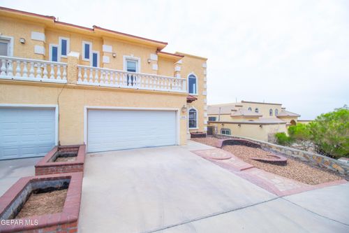 4744 Excalibur Dr, El Paso, TX, 79902-1202 | Card Image