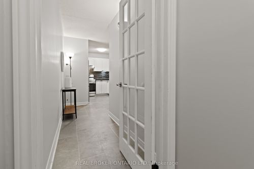 214-2010 Cleaver Ave, Burlington, ON, L7M4C1 | Card Image