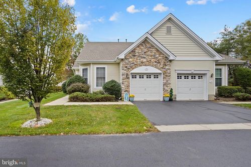 151 Meadowlark Dr, Hamilton, NJ, 08690-3546 | Card Image