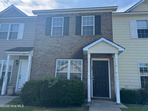 302 Streamwood Dr, Jacksonville, NC, 28546-8350 | Card Image