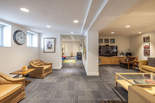 83 Glencairn Ave, House other with 4 bedrooms, 2 bathrooms and 1 parking in Toronto ON | Image 20