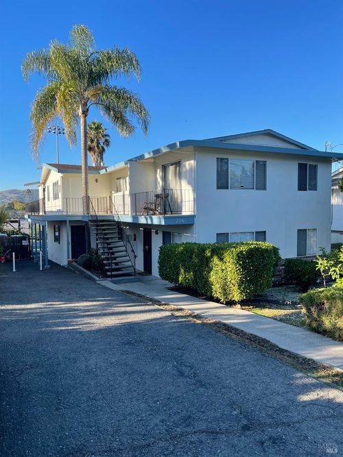 apt-4-226 E J St, Benicia, CA, 94510-3336 | Card Image