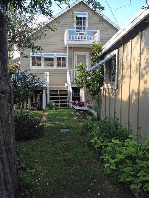 1505 Church St, Galveston, TX, 77550-4836 | Card Image