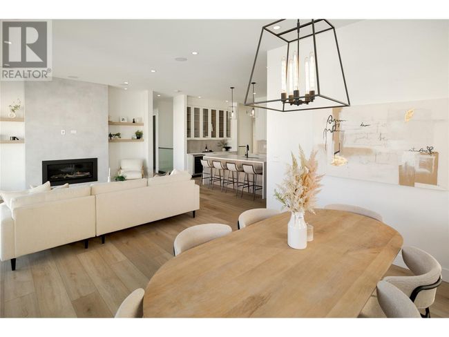 893 Loseth Dr, House other with 6 bedrooms, 4 bathrooms and 4 parking in Kelowna BC | Image 22