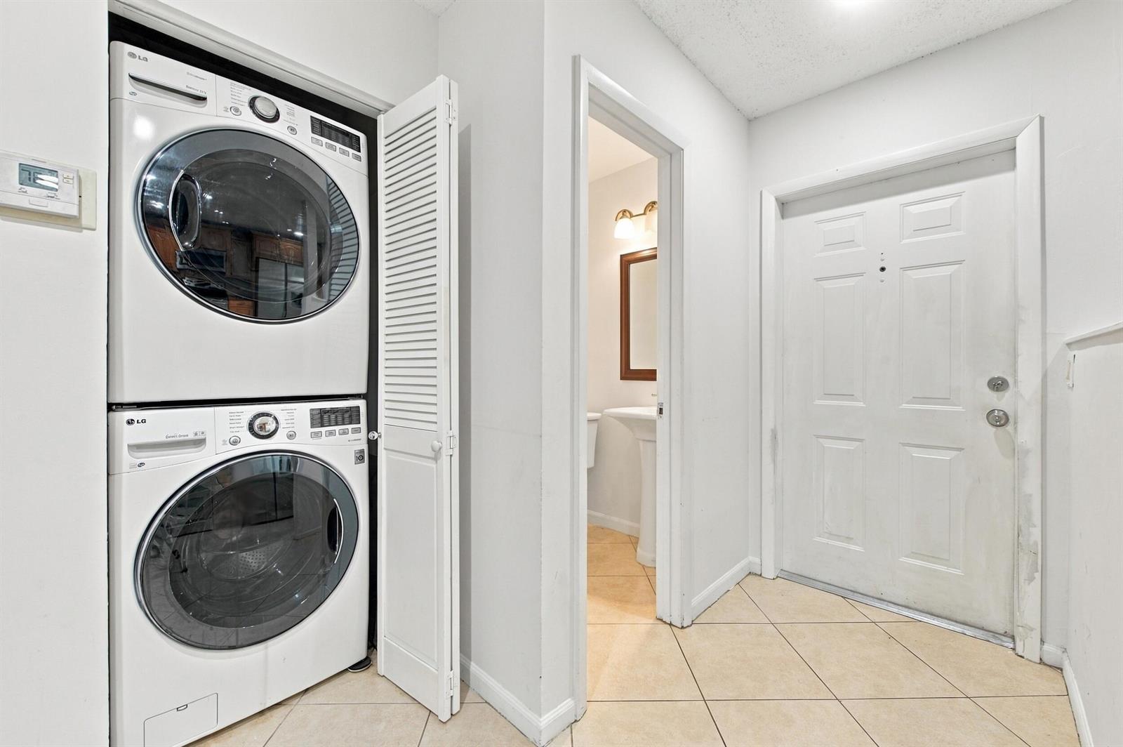Residential Lease in Coral Springs 4