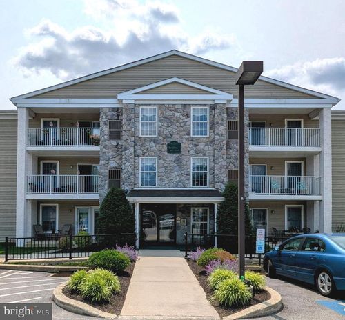 211-211 Brandon Rd, West Norriton, PA, 19403-3396 | Card Image