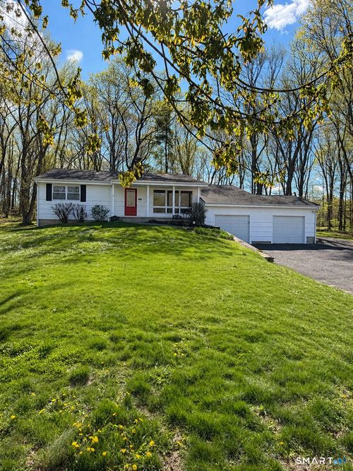 24 Webb Cir, Monroe, CT, 06468-1414 | Card Image