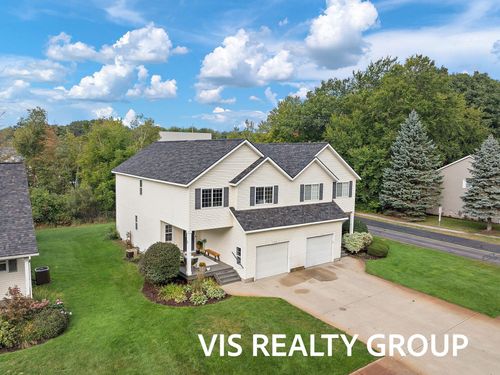 17340 Hazel St, Spring Lake, MI, 49456-1222 | Card Image