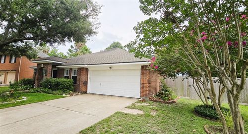 19731 Dusty Creek Dr, Katy, TX, 77449-6161 | Card Image