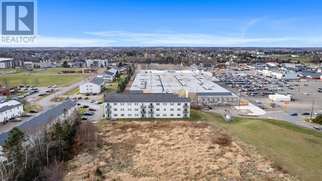 306 - 49 Burns Ave, Condo with 2 bedrooms, 1 bathrooms and null parking in Charlottetown PE | Image 33