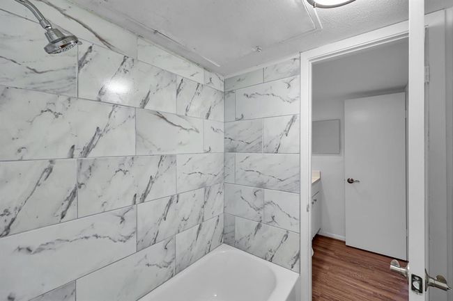 APT-203 - 2100 Wilcrest Dr, Townhouse with 2 bedrooms, 2 bathrooms and null parking in Houston TX | Image 20
