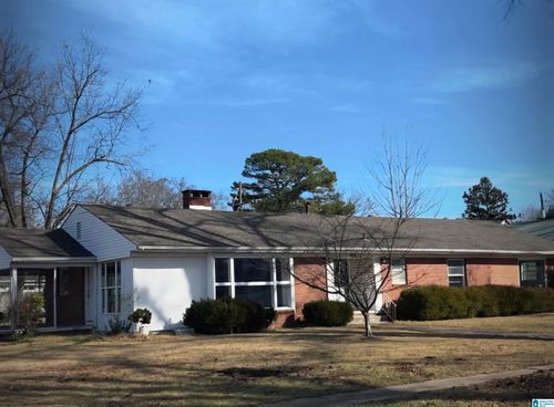 8204 2nd Ave, Leeds, AL, 35094-2158 | Card Image