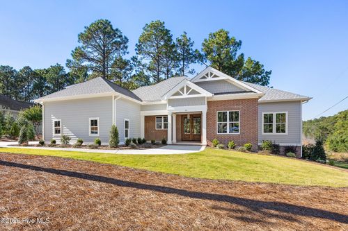 26 Kilbride Dr, Pinehurst, NC, 28374-8832 | Card Image