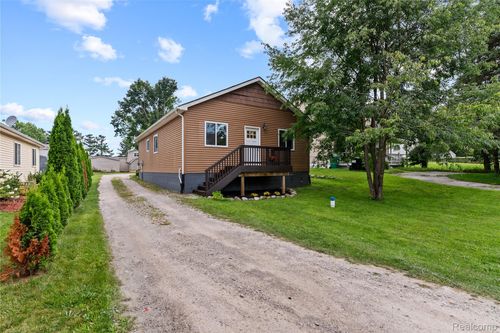 3333 Junior, Pinckney, MI, 48169-9136 | Card Image