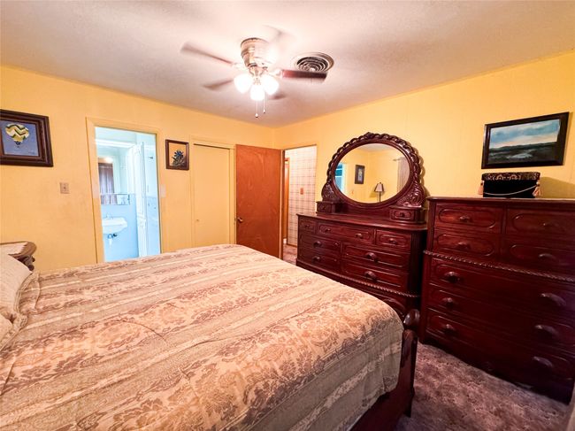 1001 N Avenue H, House other with 3 bedrooms, 3 bathrooms and null parking in Haskell TX | Image 28