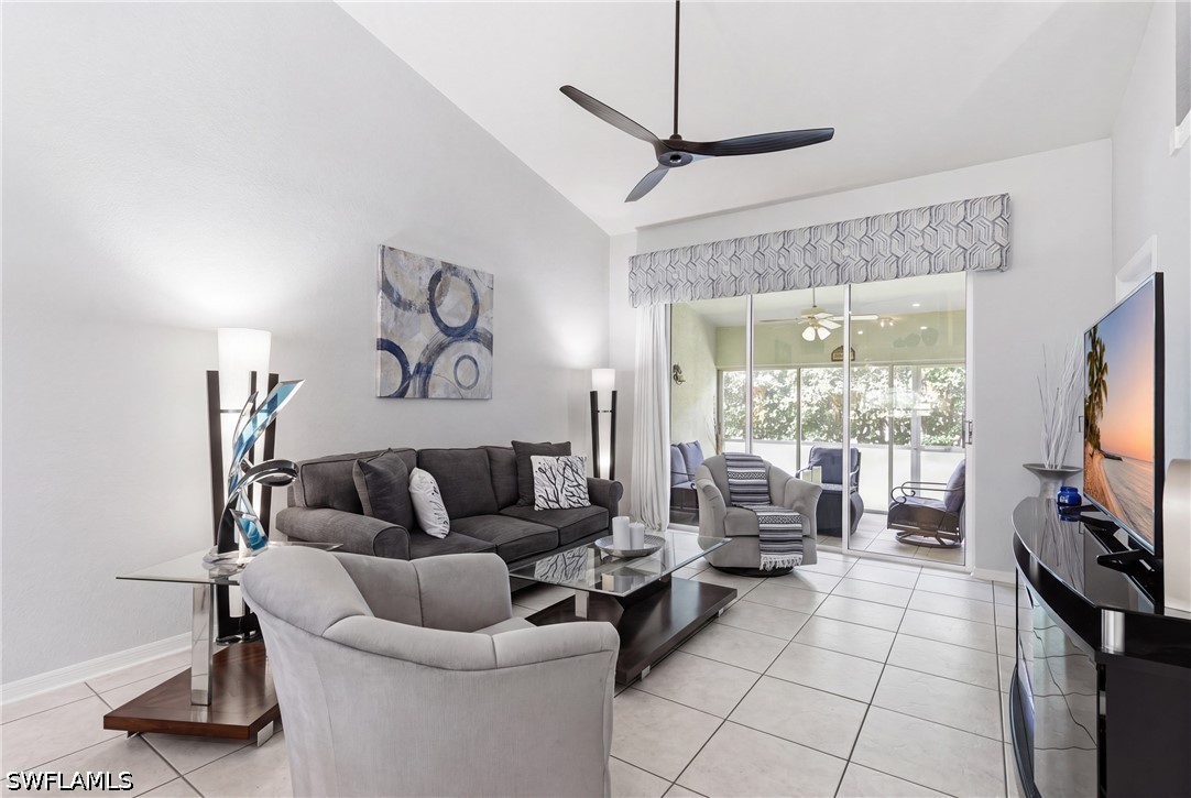 Residential in Naples 4