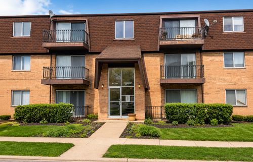 2b-12741 S La Crosse Ave, Alsip, IL, 60803-3066 | Card Image