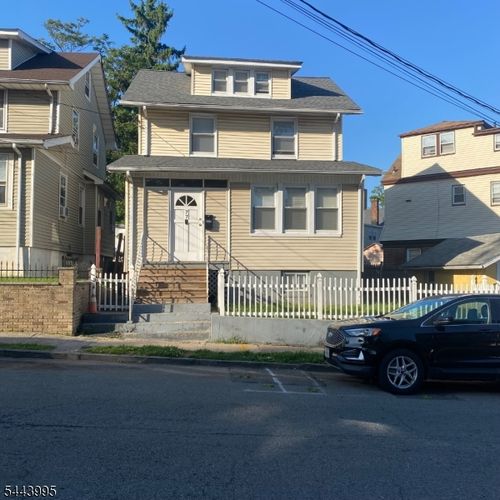 77 Wagner Pl, Irvington, NJ, 07111-1217 | Card Image