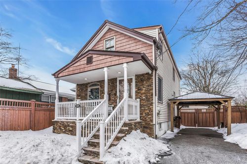 524 Jerusalem Ave, Hicksville, NY, 11801-5526 | Card Image