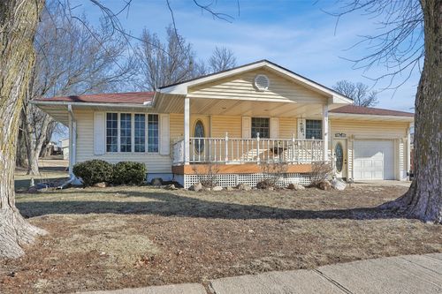115 N Vine Ave, Lacona, IA, 50139-1027 | Card Image