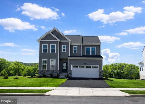 96 Steiner Way, Perkiomenville, PA, 18074-8704 | Card Image