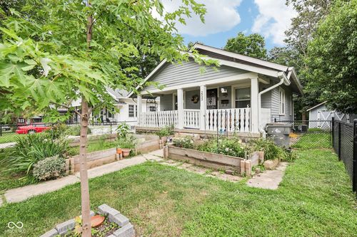 2933 S East St, Indianapolis, IN, 46225-2403 | Card Image