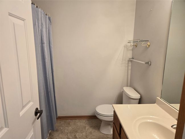 Primary bath | Image 11