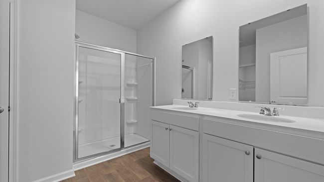 Cali_Electric_white_31 | Image 32