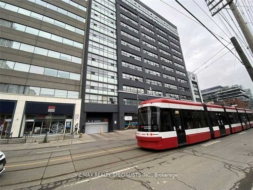 519-700 King St W, Toronto, ON, M5V2Y6 | Card Image