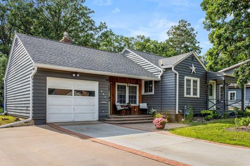 607 College St, Spooner, WI, 54801-1009 | Card Image