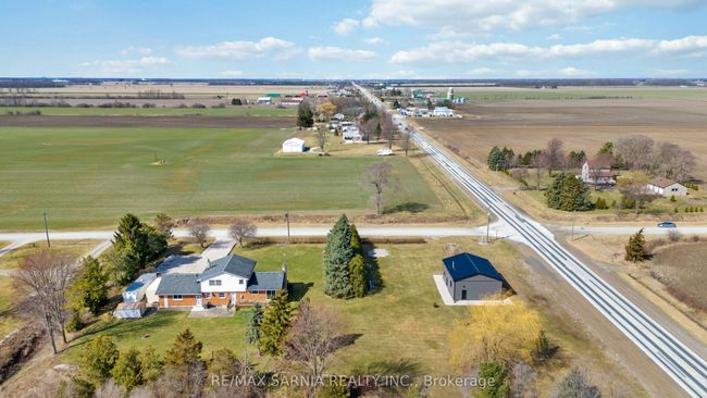 4186 Fairweather Rd, House other with 4 bedrooms, 2 bathrooms and 6 parking in Petrolia ON | Image 45