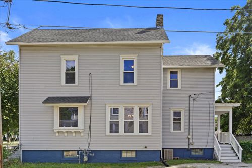 1320 Thurston Ave, RACINE, WI, 53405-5020 | Card Image