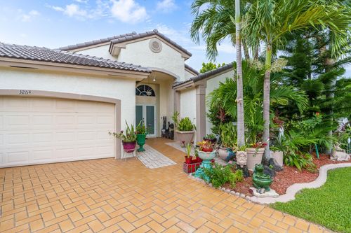 3264 Nw 22nd Ave, Oakland Park, FL, 33309-6496 | Card Image