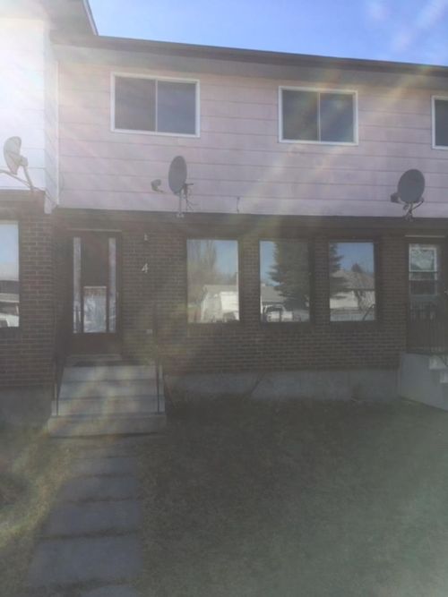 4 Cochrane Rd, Whitecourt, AB, T7S1C2 | Card Image
