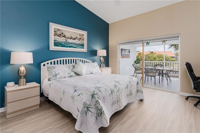 APT-6 - 6730 Beach Resort Dr, Condo with 2 bedrooms, 2 bathrooms and 1 parking in NAPLES FL | Image 13