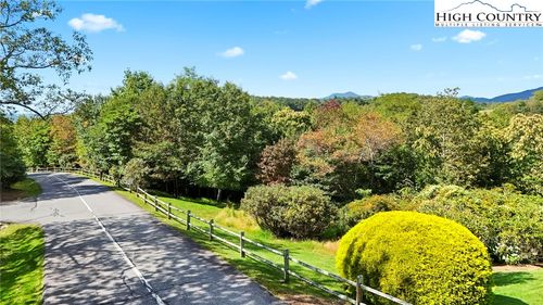 9 Greystone Dr, Boone, NC, 28607 | Card Image