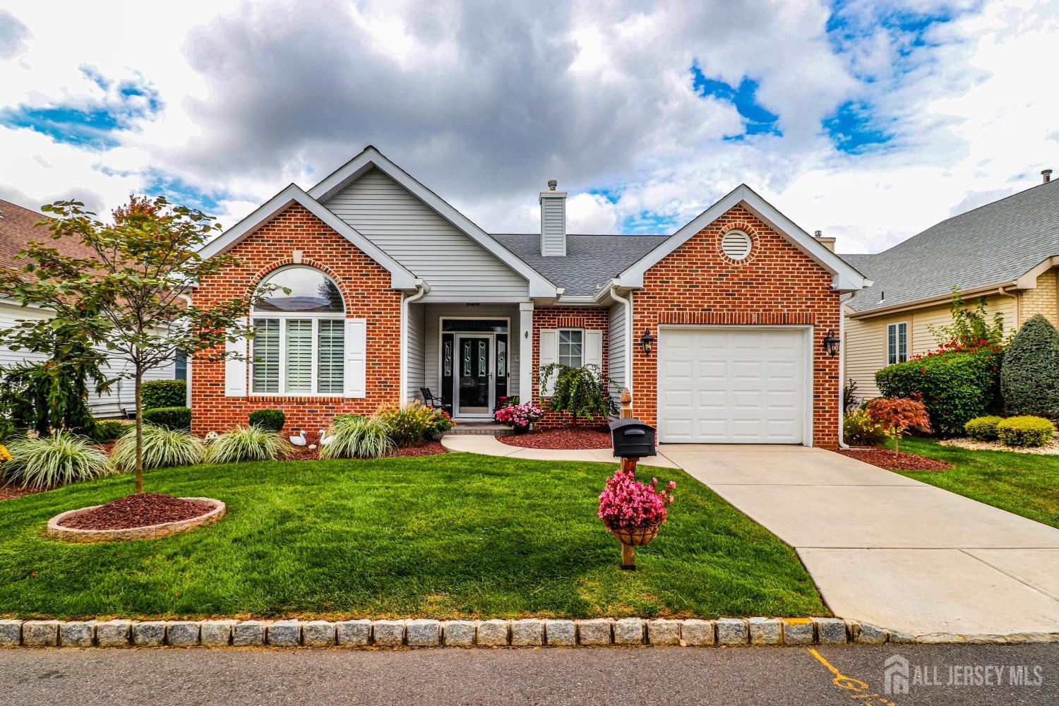 Leeds Ln, Monroe Township, NJ 08831