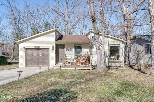 131 Lakeshire Dr, Crossville, TN, 38558-9005 | Card Image