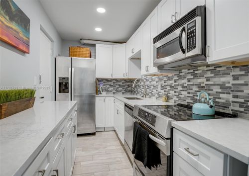apt-505-1500 Presidential Way, West Palm Beach, FL, 33401-1835 | Card Image