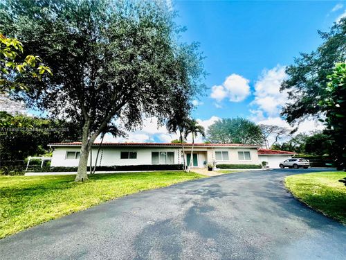 7500 Sw 81st Ave, Miami, FL, 33143-3943 | Card Image