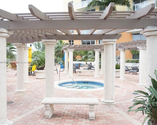 APT-802 - 5085 Nw 7 Th St, Home with 2 bedrooms, 2 bathrooms and null parking in Miami FL | Image 17