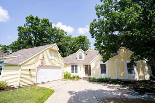 1102 Anthony Wayne Blvd, Defiance, OH, 43512-1307 | Card Image