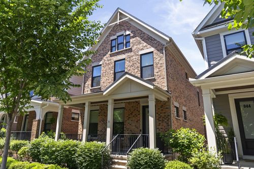 946 Hudson Xing, Columbus, OH, 43212-3944 | Card Image