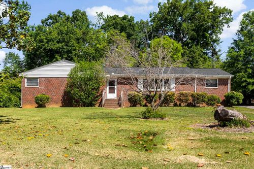 206 Greenbriar Dr, Simpsonville, SC, 29680-6114 | Card Image
