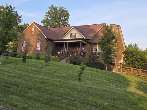 104 Yates Dr, Bon Aqua, TN, 37025-1582 | Card Image
