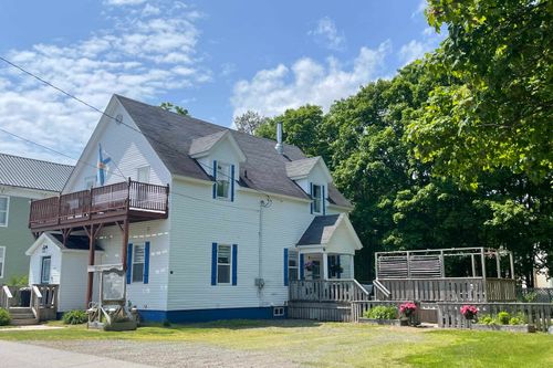 33 Pleasant St, Parrsboro, NS, B0M1S0 | Card Image