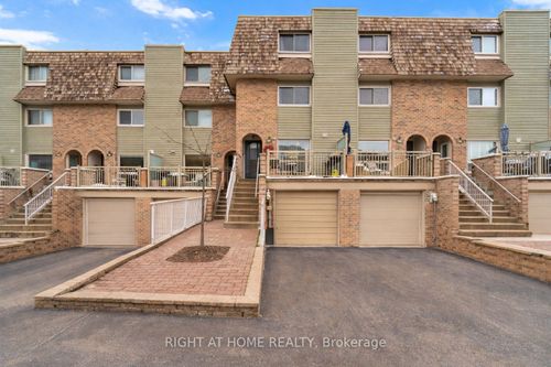 94 Dutch Myrtle Way, North York, ON, M3B3K8 | Card Image