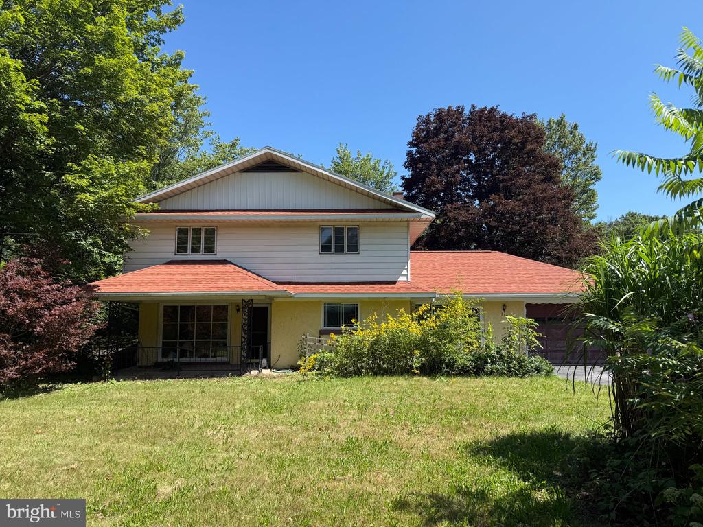 Residential in SNOW SHOE