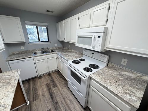 6b22-600 Audubon Lake Dr, Durham, NC, 27713-8530 | Card Image